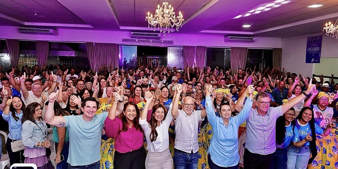 Hilda recebe Mulheres Progressistas, lota espaço em grande ato do partido e oficializa pré-candidatura a deputada estadual por Sergipe